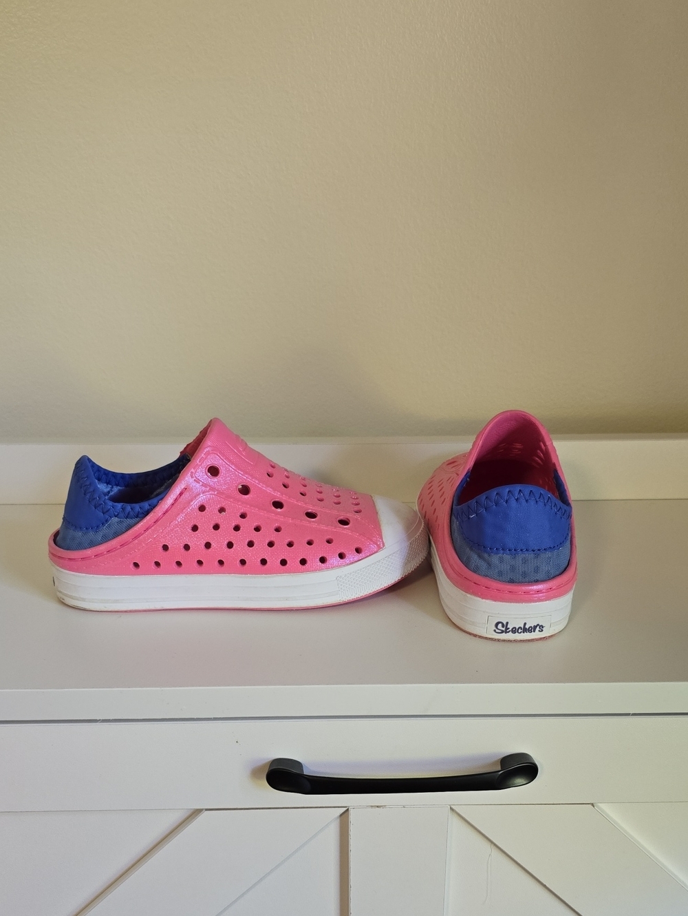 Skechers Kids Pink and Blue Slip-On Shoes EUC Size 10 Toddler